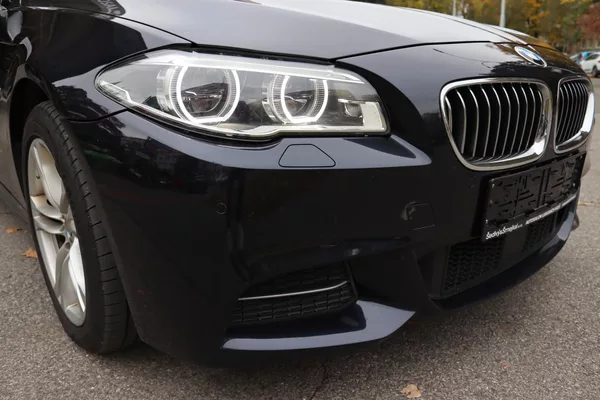 BMW Řada 5 - foto 7