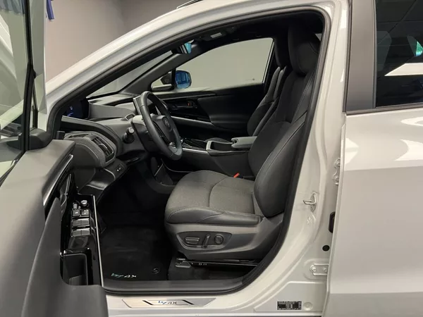 Toyota bZ4X PRESTIGE AWD - foto 9