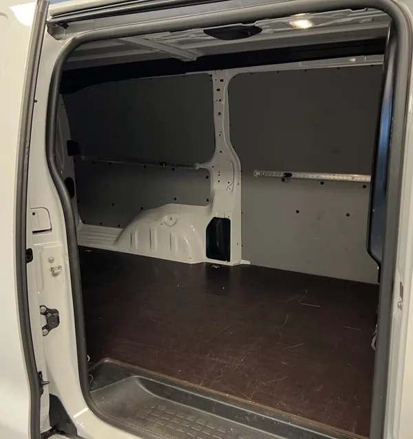 Toyota ProAce 2,0D L2 Active Multimedia - foto 10