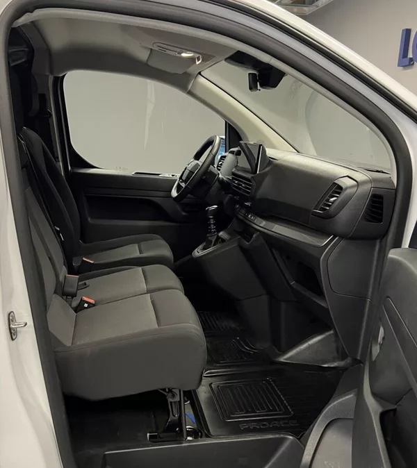Toyota ProAce 2,0D L2 Active Multimedia - foto 12