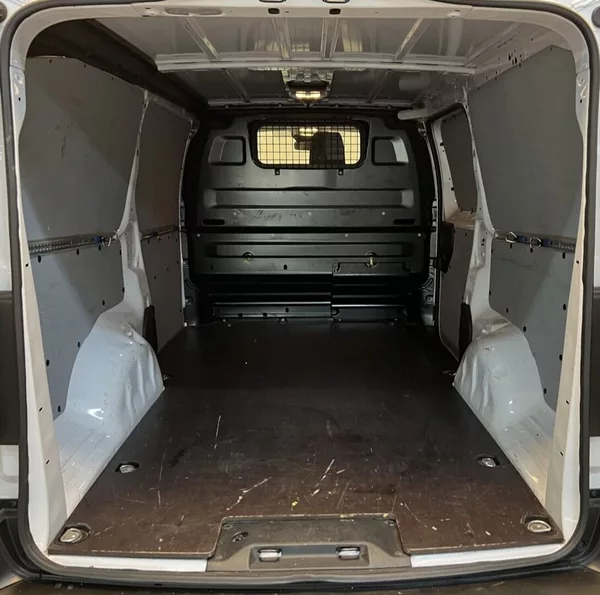 Toyota ProAce 2,0D L2 Active Multimedia - foto 9