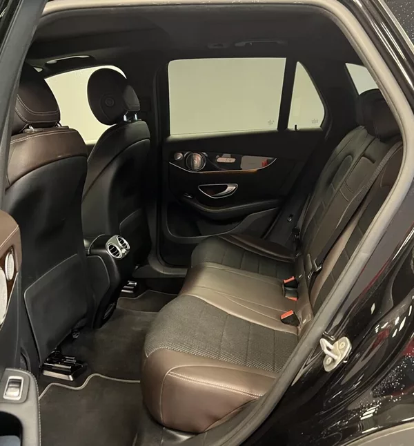 Mercedes-Benz GLC 250 4Matic AT - foto 11