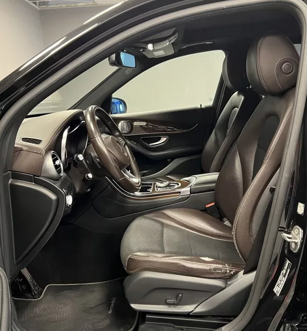 Mercedes-Benz GLC 250 4Matic AT - foto 9