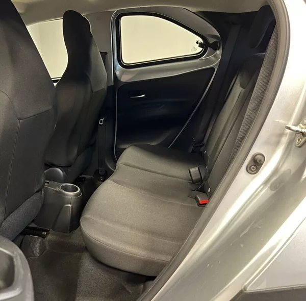 Toyota Aygo COMFORT - foto 9