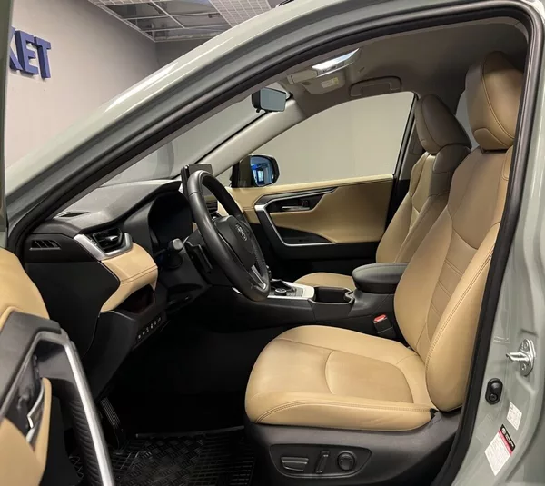Toyota RAV4 2.5 Hybrid AT EXECUTIVE AWD - foto 10