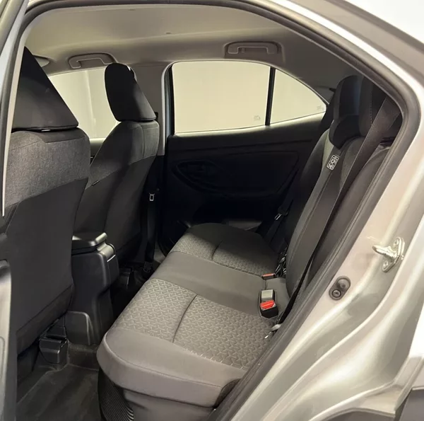 Toyota Yaris 1,8 Hybrid AT AWD Comfort Tech - foto 10