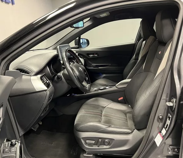 Toyota C-HR 2,0 HYBRID AT GR SPORT - foto 9