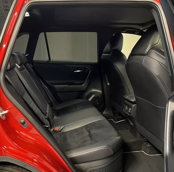 Toyota RAV4 2,5 Hybrid AT AWD GR SPORT Sky - foto 19