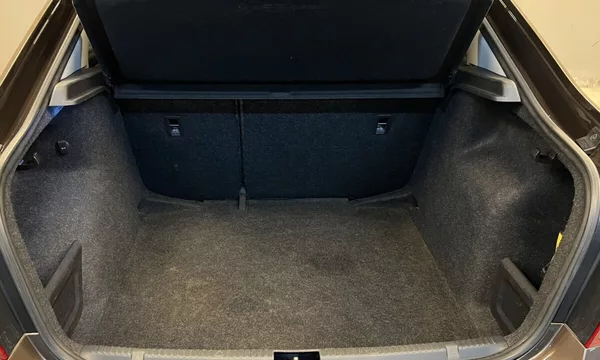 Škoda Rapid 1,0 TSI Ambition Plus - foto 10