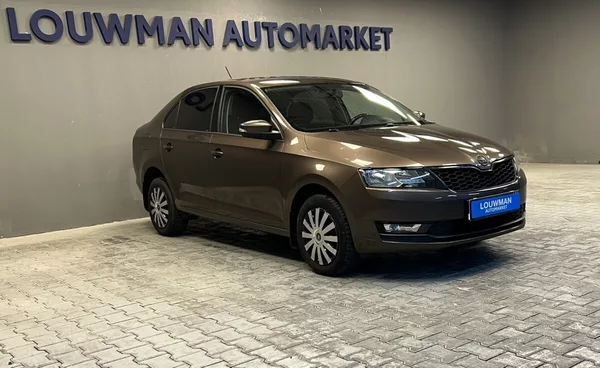 Škoda Rapid 1,0 TSI Ambition Plus - foto 12