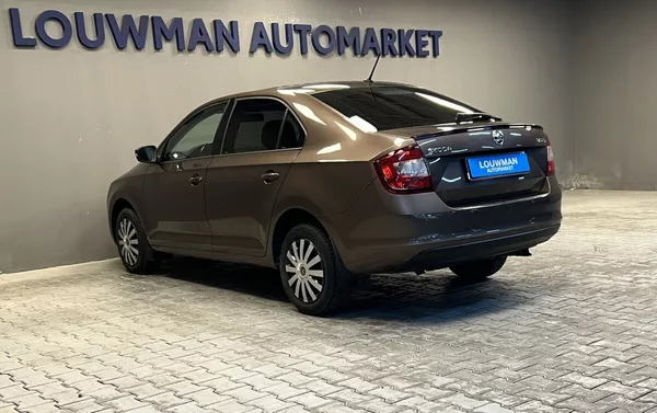 Škoda Rapid 1,0 TSI Ambition Plus - foto 14