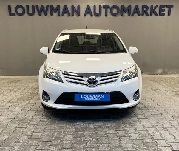 Toyota Avensis 2.0 D-4D LUNA - foto 4