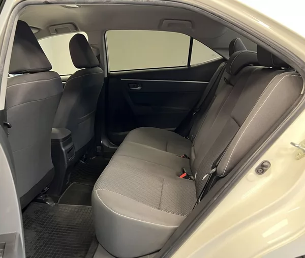 Toyota Corolla 1.6 ACTIVE TREND+ - foto 10