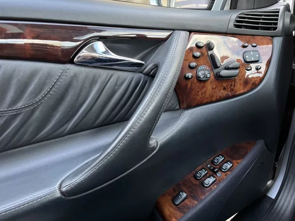 Mercedes-Benz CL 55 AMG - foto 13