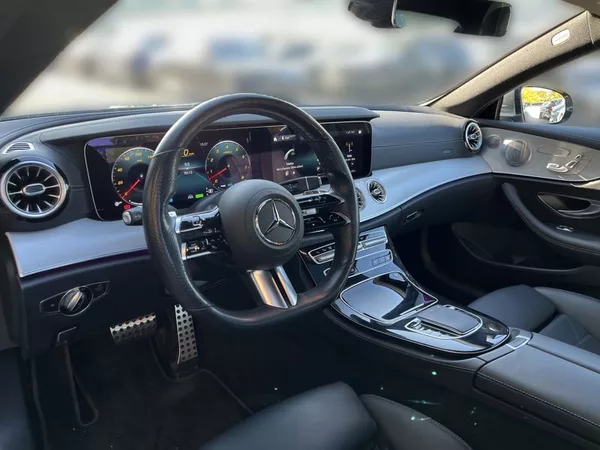 Mercedes-Benz Třídy E Třída E 450 4MATIC kupé AMG Li - foto 10