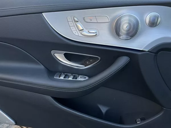 Mercedes-Benz Třídy E Třída E 450 4MATIC kupé AMG Li - foto 13