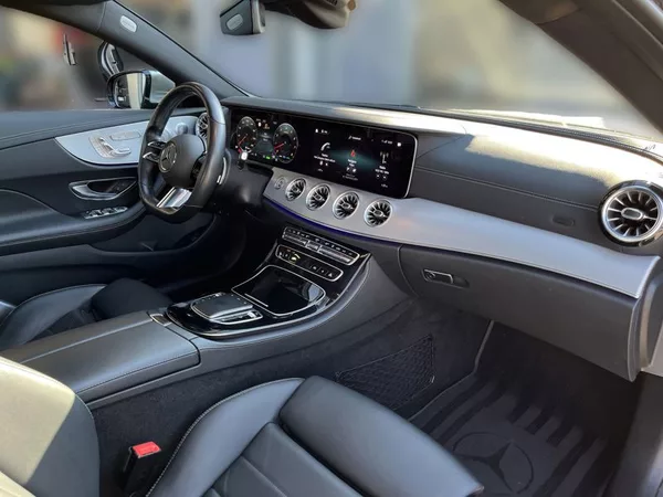 Mercedes-Benz Třídy E Třída E 450 4MATIC kupé AMG Li - foto 15
