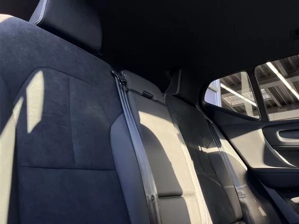 Volvo XC40 B4 Core DCT - foto 18