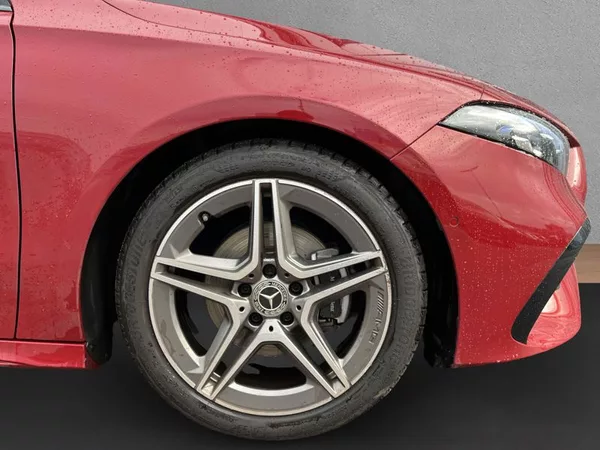 Mercedes-Benz Třídy A 200 AMG Line - foto 9