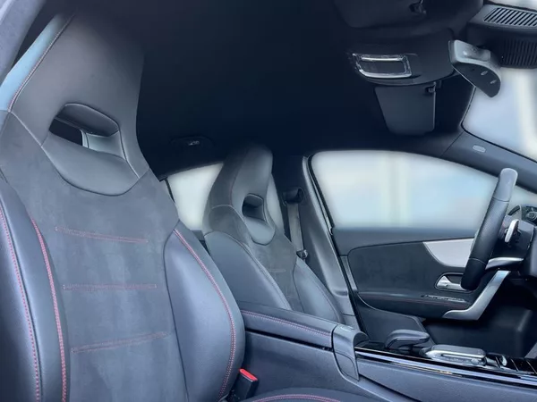 Mercedes-Benz Třídy A 200 d AMG - foto 16