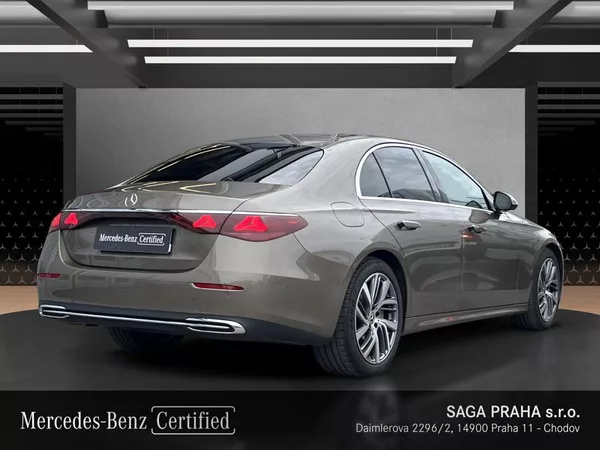 Mercedes-Benz Třídy E Třída E 450 d 4MATIC - foto 4