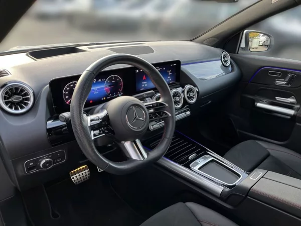 Mercedes-Benz GLA 220 d 4MATIC AMG Line - foto 10