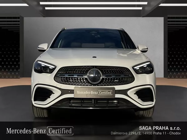 Mercedes-Benz GLA 220 d 4MATIC AMG Line - foto 2