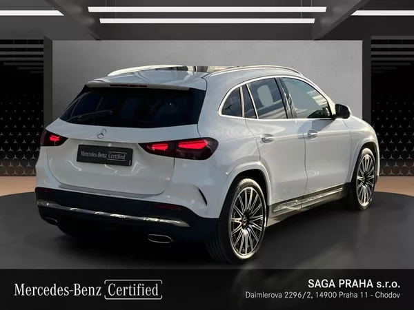 Mercedes-Benz GLA 220 d 4MATIC AMG Line - foto 4