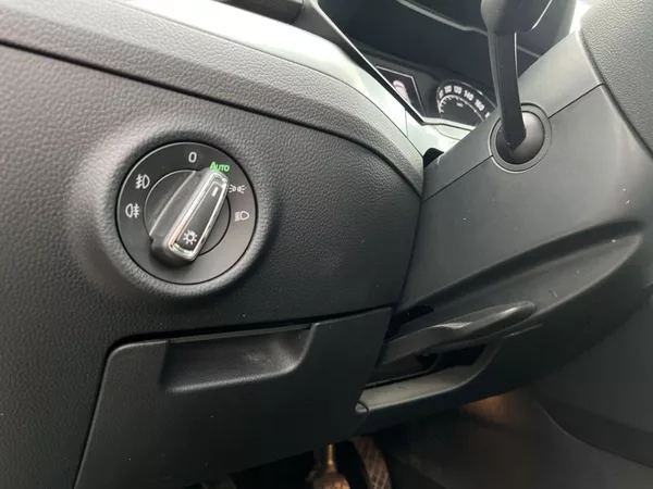 Škoda Superb 2.0 TDI Style - foto 12