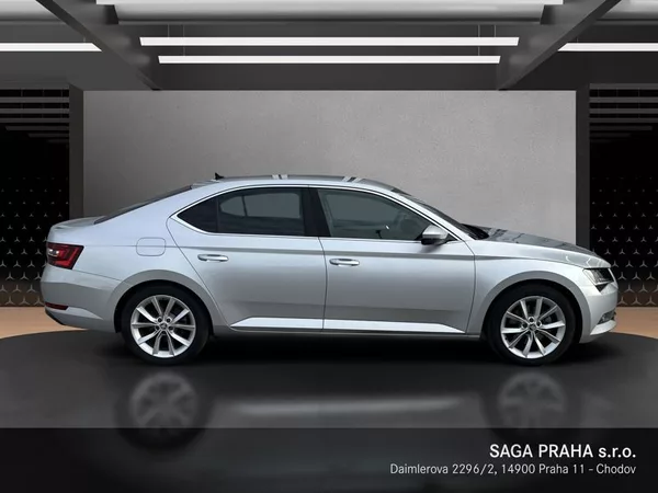 Škoda Superb 2.0 TDI Style - foto 3
