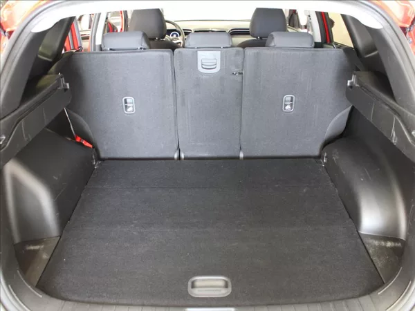 Hyundai Tucson 1,6 MHEV 132kW AT 4x4 55tkm! - foto 22