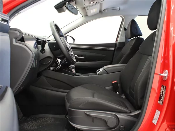 Hyundai Tucson 1,6 MHEV 132kW AT 4x4 55tkm! - foto 6