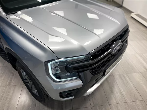 Ford Ranger 2.0 EcoBlue Bi-Turbo Wildtrak - foto 14