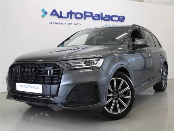 Audi Q7 3,0 50TDi S-Line 63tkm. ČR
