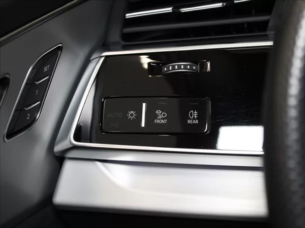Audi Q7 3,0 50TDi S-Line 63tkm. ČR - foto 20