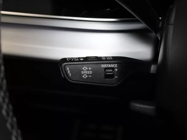 Audi Q7 3,0 50TDi S-Line 63tkm. ČR - foto 22