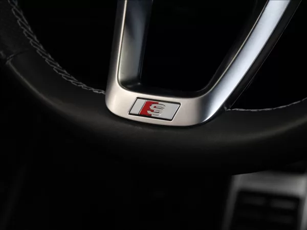 Audi Q7 3,0 50TDi S-Line 63tkm. ČR - foto 24