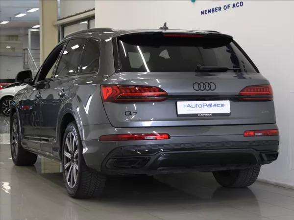 Audi Q7 3,0 50TDi S-Line 63tkm. ČR - foto 3