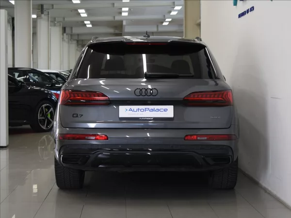Audi Q7 3,0 50TDi S-Line 63tkm. ČR - foto 4