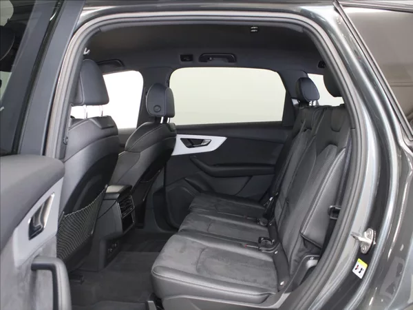 Audi Q7 3,0 50TDi S-Line 63tkm. ČR - foto 7