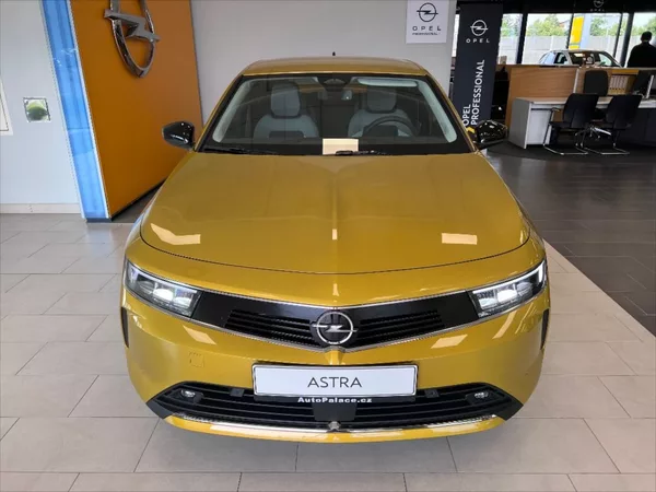 Opel Astra 1.5 Edition 1.2 96kW MT6 - foto 2