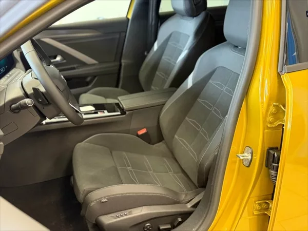 Opel Astra 1.5 GS 1.2 TURBO 96 kW AT8 - foto 6