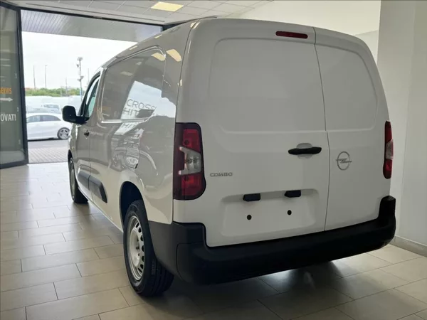 Opel Combo 1.2 Van L1H1 1.2 TURBO 81kW MT - foto 4