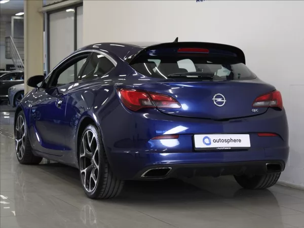 Opel Astra 2,0 Turbo 280koní OPC Infinity - foto 3
