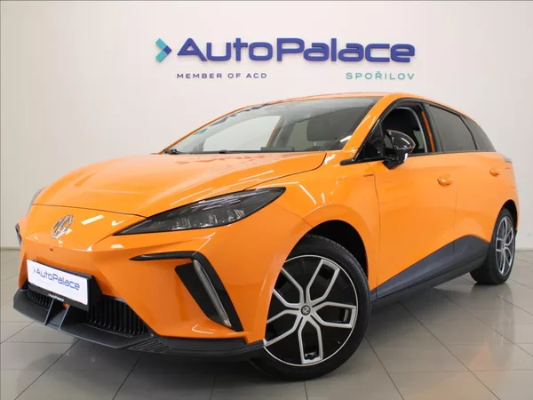 MG MG4 0,0 77kWh Exclusive 10tkm. ČR