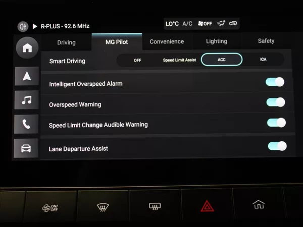 MG MG4 0,0 64kWh Exclusive 27tkm. ČR - foto 16