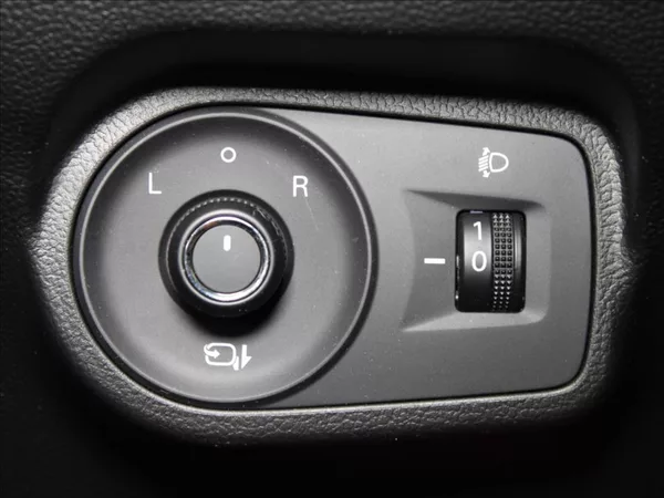 MG MG4 0,0 64kWh Exclusive 27tkm. ČR - foto 21