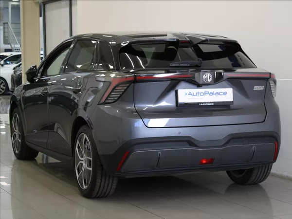 MG MG4 0,0 64kWh Exclusive 27tkm. ČR - foto 3