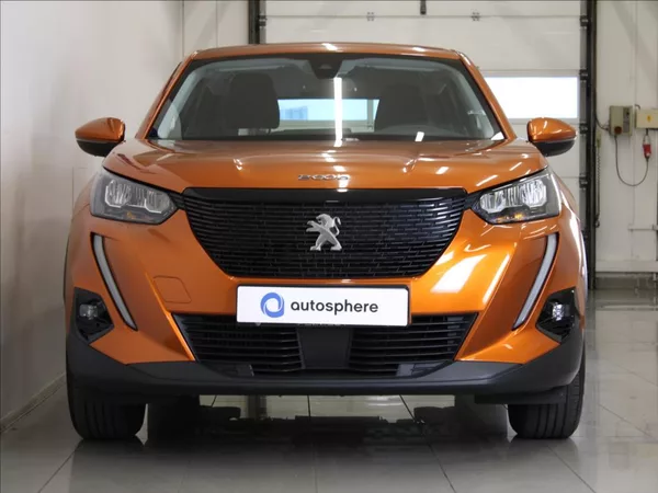 Peugeot 2008 1,2 PT 74kW 2.maj.ČR 52tkm. - foto 2