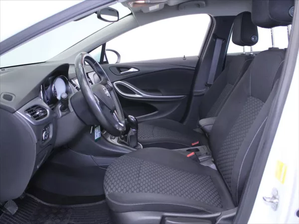 Opel Astra 1,6 CDTi 81kW Záruka 116tkm.ČR - foto 6